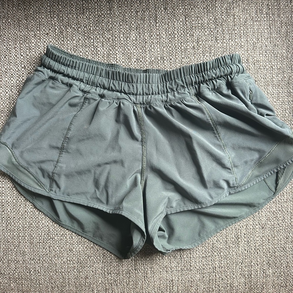 Lululemon Hotty Hot Short 2.5 inch inseam
